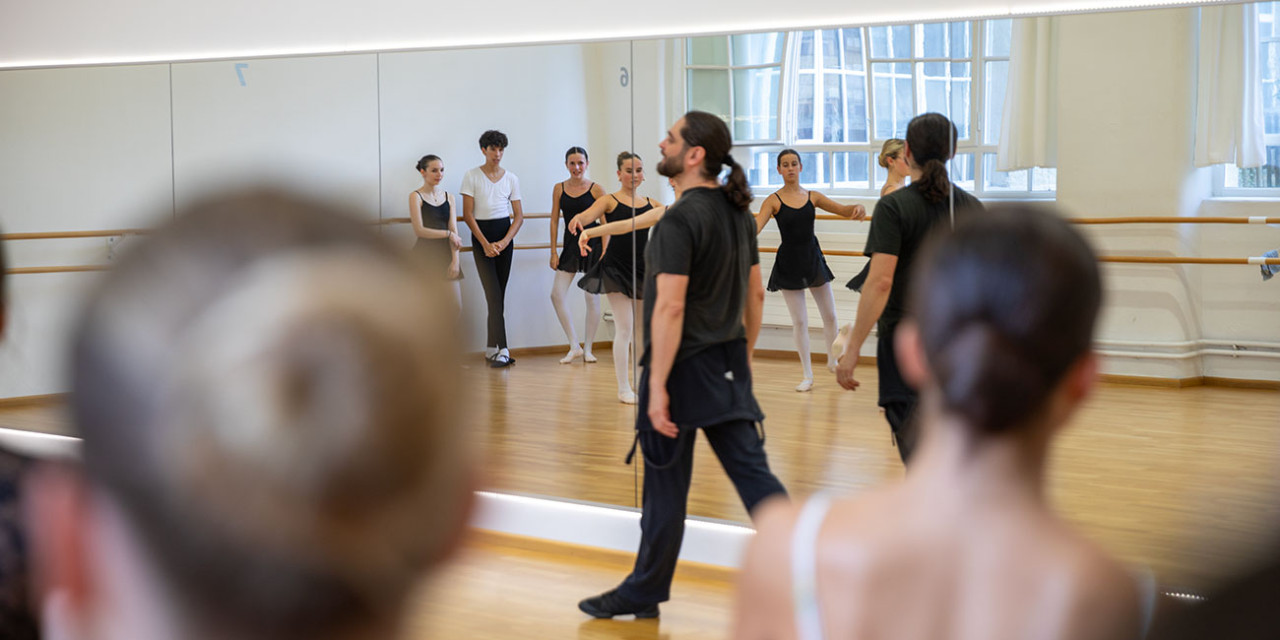 Ballett-Workshop in der Ballettschule Kreuzlingen mit Timur Kinzkeev